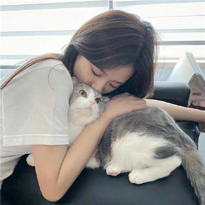 落凡尘