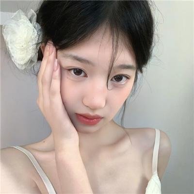 何班主和他的情人